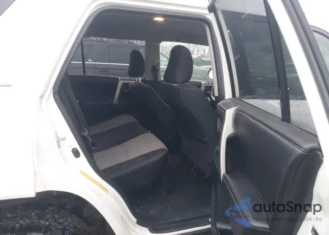 2015 Toyota 4Runner Sr5 z USA, uszkodzony, nr VIN JTEBU5JR7F5259342